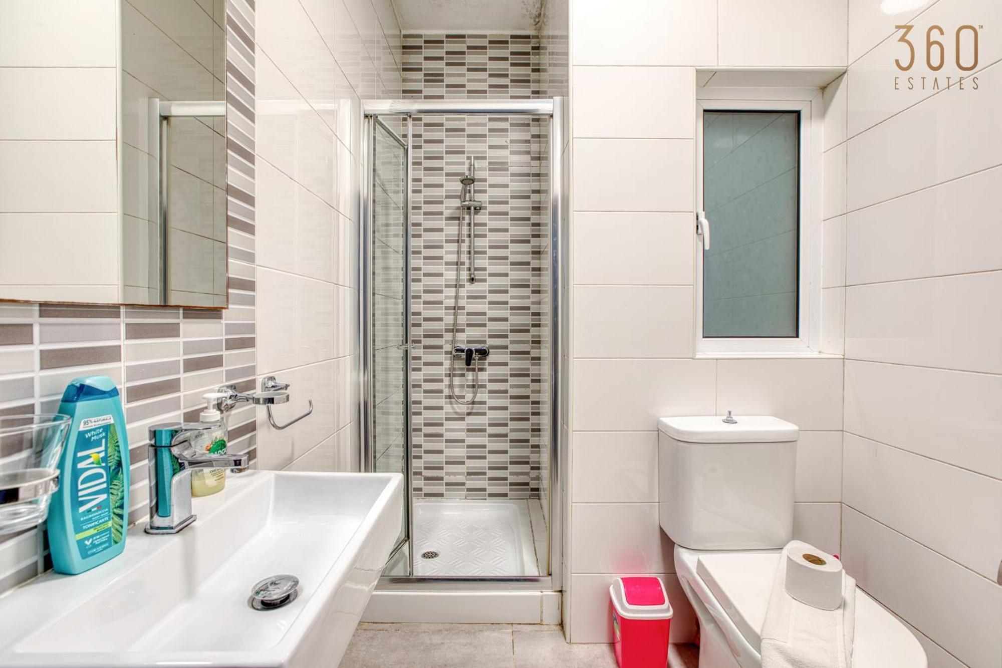 A Lovely 3 Bedroom, 3 Baths Home In The Centre Of Gzira By 360 Estates Exterior photo